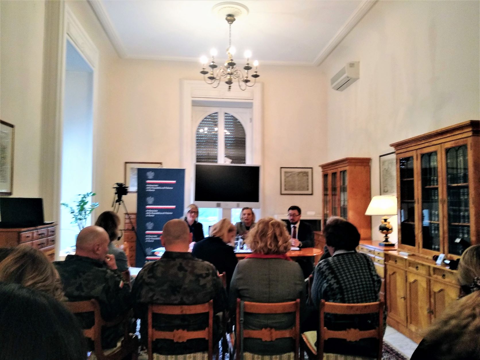 Spotkanie Okragly Stol poczatek b